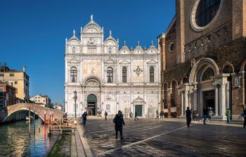 Le Campo San Giovanni e Paolo et la Scuola Grande San Marco dans le Castello à Venise.