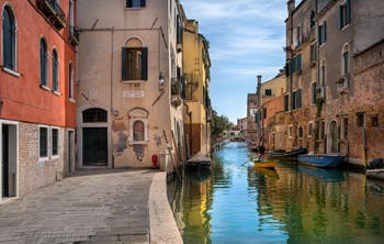 Le Rio de la Sensa et la Fondamenta dei Mori dans le Sestier du Cannaregio à Venise.