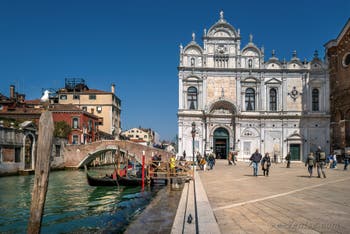 Le Campo San Giovanni e Paolo et la Scuola Grande San Marco, dans le Sestier du Castello à Venise.