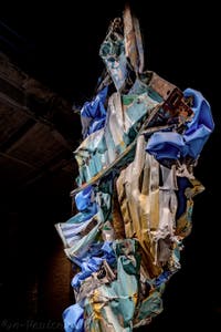 Kennedy Yanko, The bond between matter and heaven, à la Corderie de l'Arsenal de Venise, Biennale 2026
