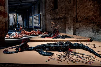 Nicholas Hlobo, Unduluko, Umrhubuluzi, Corderie de l'Arsenal de Venise, Biennale d'Art 2026