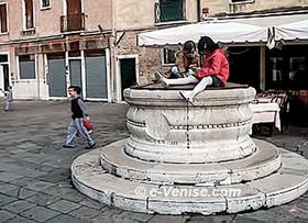 Les enfants prennent possession du Campo le soir !