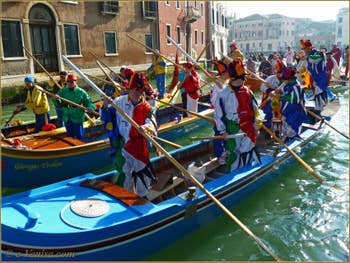 Carnaval de Venise - Le Carnaval en bateau des Vénitiens, le vol de la Pantegana