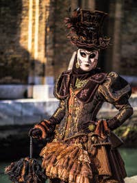 Karneval in Venedig die Masken und Kostüme