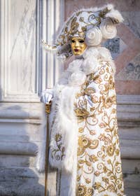 Karneval in Venedig die Masken und Kostüme