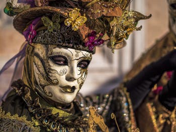 Carnaval de Venise Bal masqué rêve de Courtisane au Palazzo Contarini della Porta di Ferro