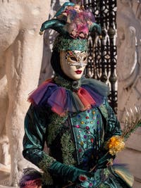Costumes du Carnaval de Venise, la Princesse à la palme d'or à l'Arsenal.