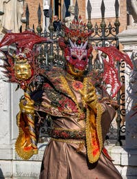 Les Dragons de l'Arsenal, Masques et Costumes du Carnaval de Venise.