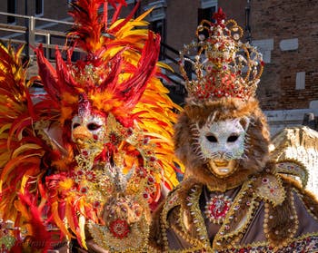 Les Dragons de l'Arsenal, Masques et Costumes du Carnaval de Venise.