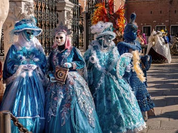 Les Fées du temps à l'Arsenal, Masques et Costumes du Carnaval de Venise.