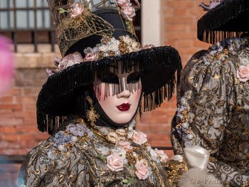Masques et Costumes du Carnaval de Venise, Rencontre de Nobles à l'Arsenal.