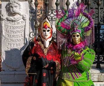 Carnaval Vert et Rouge à l'Arsenal, Masques et Costumes du Carnaval de Venise.