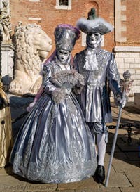 Masques et Costumes du Carnaval de Venise, Splendeur argentée à l'Arsenal.