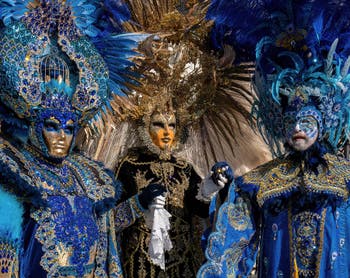 Splendeur, beauté et majesté à l'Arsenal, les masques et costumes du Carnaval de Venise. 