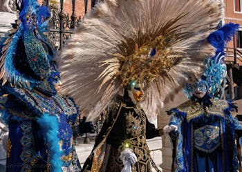 Splendeur, beauté et majesté à l'Arsenal, les masques et costumes du Carnaval de Venise. 