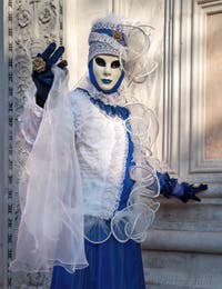 Bijoux et dentelles à San Zaccaria, Masques et costumes du Carnaval de Venise