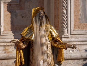 Masques et costumes du Carnaval de Venise, Mystère voilé à San Zaccaria