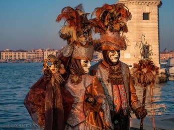Masques et costumes du Carnaval de Venise, Plumes et Beauté à San Giorgio Maggiore