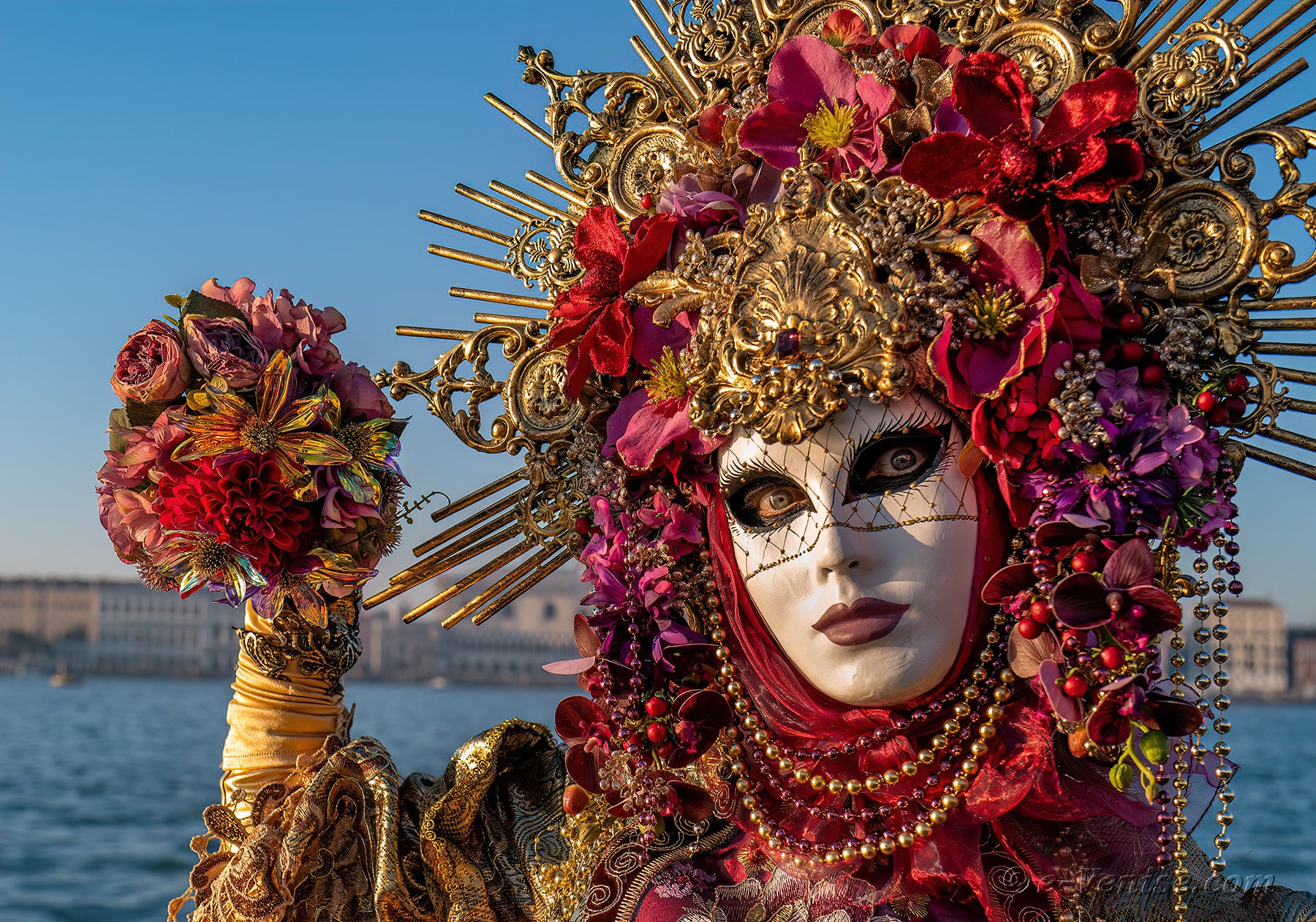 Mardi Gras : les incroyables costumes du carnaval de Venise 2023 - Ça  m'intéresse, carnaval costume