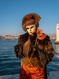 Masques et costumes du Carnaval de Venise, L'Homme au masque à San Giorgio Maggiore