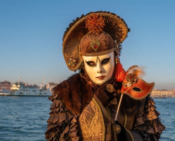 Masques et costumes du Carnaval de Venise, L'Homme au masque à San Giorgio Maggiore