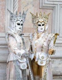 Carnaval de Venise, Masques et Costumes des Princesses de la Neige sur le Campo San Zaccaria dans le Castello