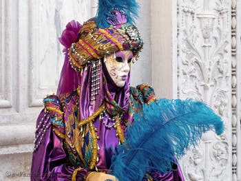 Masques et Costumes du Carnaval de Venise : Venise et l'Orient sur le Campo San Zaccaria