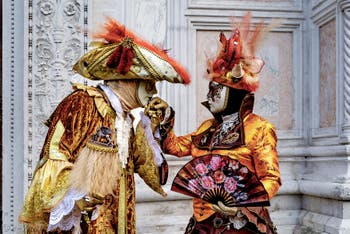 Les costumés du carnaval de Venise 