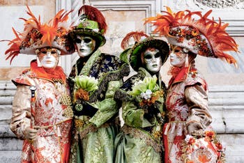Les costumés du carnaval de Venise 