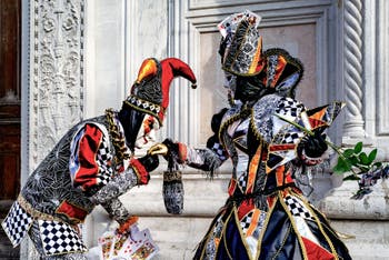 Les costumés du carnaval de Venise 