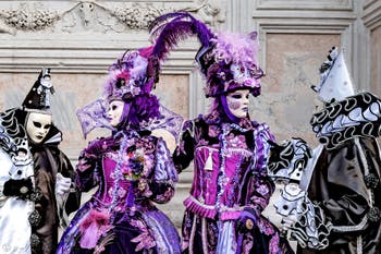 Les costumés du carnaval de Venise 