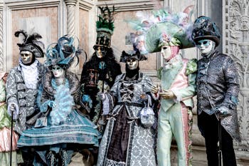 Les costumés du carnaval de Venise 