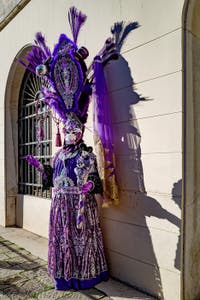 La parade des costumés du carnaval de Venise 2026 sur le Campo San Lorenzo.