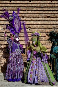La parade des costumés du carnaval de Venise 2026 sur le Campo San Lorenzo.