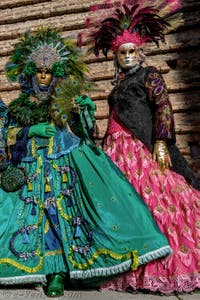 La parade des costumés du carnaval de Venise 2026 sur le Campo San Lorenzo.
