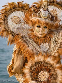 Maske und Kostüm des Karnevals in Venedig