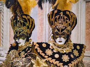 Maske und Kostüm des Karnevals von Venedig