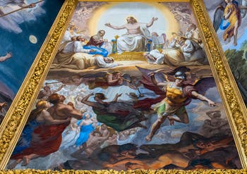 Coupole de la chapelle des Princes Médicis, peintures de Pietro Benvenuti à Florence en Italie