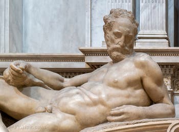 Statue du Crépuscule du tombeau Lorenzo de Médicis, Sacrestia Nuova par Michel-Ange