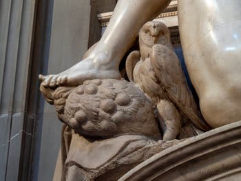 La Nuit, Tombeau de Giuliano de Médicis par Michel-Ange, Sacrestia Nuova, la chapelle Médicis à Florence en Italie