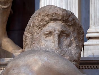 Le Jour, Tombeau de Giuliano de Médicis par Michel-Ange, Sacrestia Nuova, la chapelle Médicis à Florence en Italie