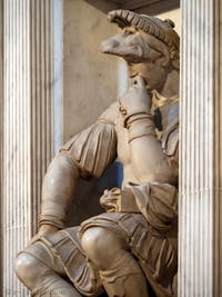 Tombeau de Lorenzo de Médicis, Sacrestia Nuova, la chapelle Médicis à Florence en Italie