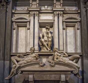 Tombeau de Lorenzo de Médicis, Sacrestia Nuova, la chapelle Médicis à Florence en Italie