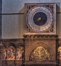Horloge Monumentale de la Cathédrale Santa Maria del Fiore, le Duomo à Florence en Italie