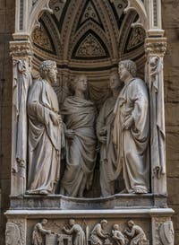 Nanni di Banco, Quatre Saints couronnés, statues de marbre 1409-1417 et tabernacle de la guilde des tailleurs de pierre et des menuisiers, église Orsanmichele à Florence en Italie