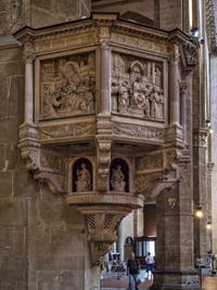 Chaire de Benedetto da Maiano église Santa Croce à Florence en Italie