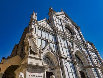 Extérieur de l'église Santa Croce à Florence en Italie
