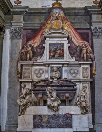 Tombe de Michel-Ange Santa Croce à Florence en Italie