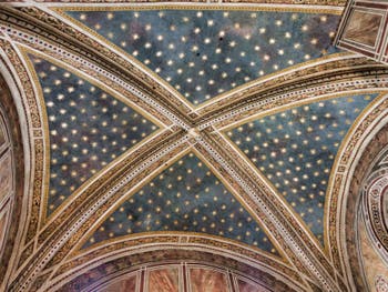 Chapelle Rucellai (1330) de l'église Santa Maria Novella à Florence en Italie