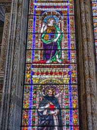 Vitraux du chœur de l'église Santa Maria Novella à Florence en Italie